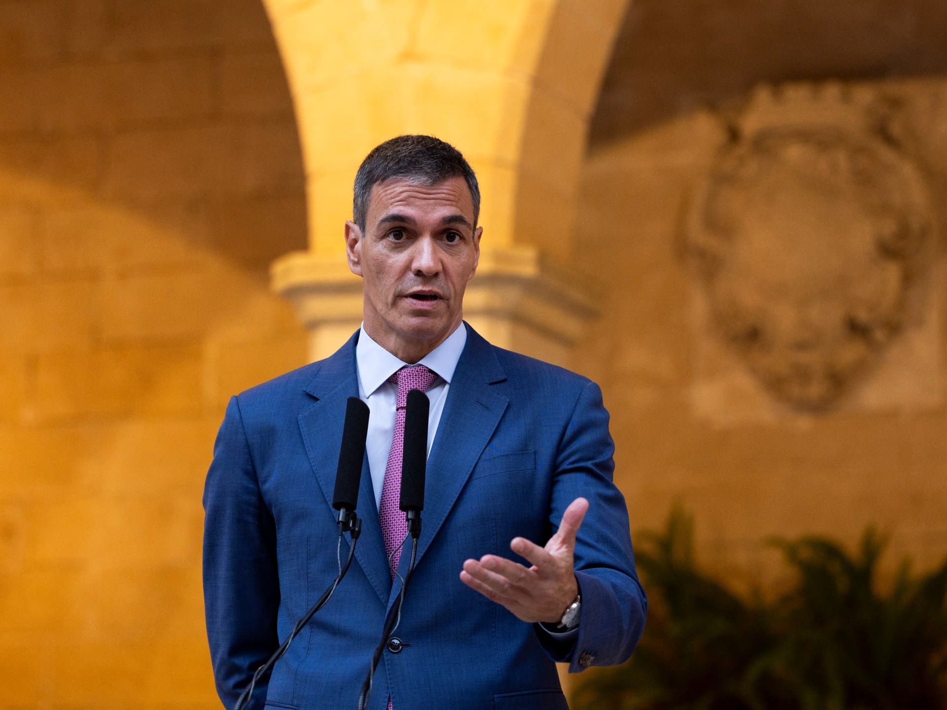 Spain's Prime Minister Pedro Sanchez addresses journalists after meeting King Felipe VI of Spain at the Almudaina Palace in Palma de Mallorca, Spain on July 29, 2026. (Photo by JAIME REINA / AFP)